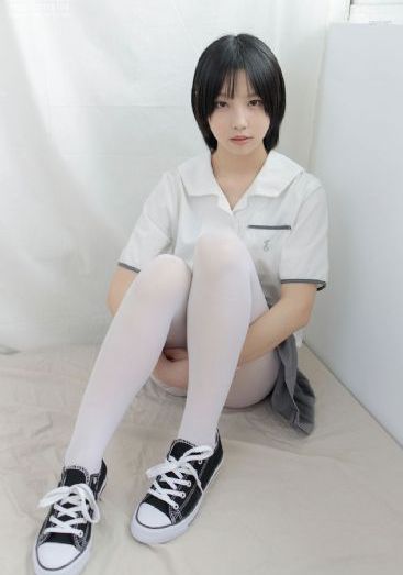 张颂文