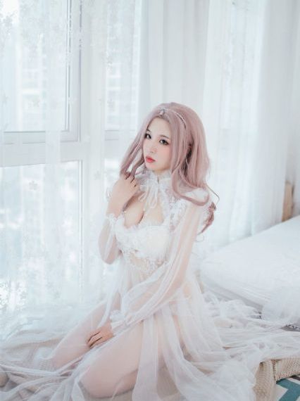 好色女警