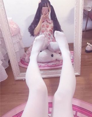 灿烂的她